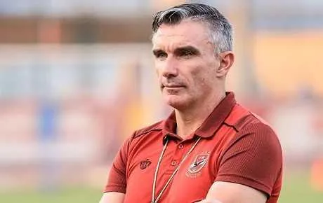 Al Ahly : Patrice Carteron prend la porte