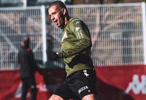 Mercato – Monaco : une ex sur les traces de Slimani !