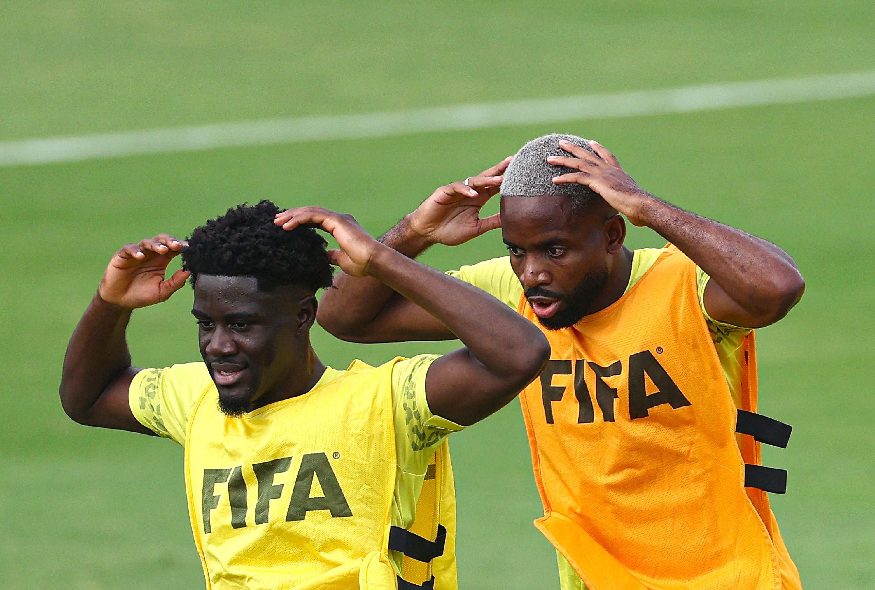 Nathana&euml;l Mbuku et C&eacute;dric Bakambu, RDC