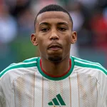 C&ocirc;te d&rsquo;Ivoire : &ldquo;est-ce que je ressemble &agrave; quelqu&rsquo;un qui a peur qu&rsquo;on le remplace ?&rdquo;&hellip; Emerse Fa&eacute; ne craint pas d&rsquo;&ecirc;tre limog&eacute;