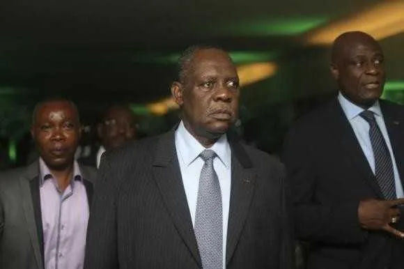 CAN 2015 : Angola et Qatar d&eacute;mentent, un ticket Gabon-Cameroun ?