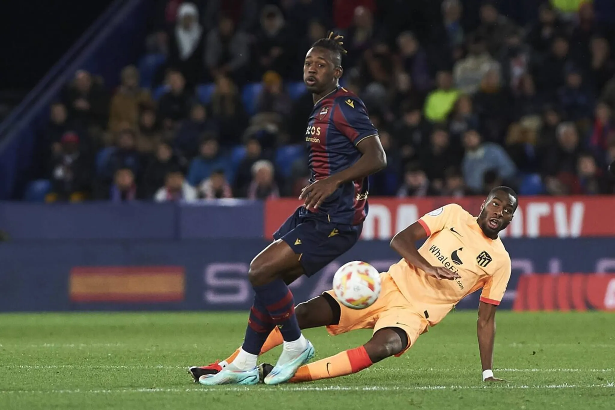 Maroc&nbsp;: deux surprises d&rsquo;Espagne dans la liste de Regragui ?