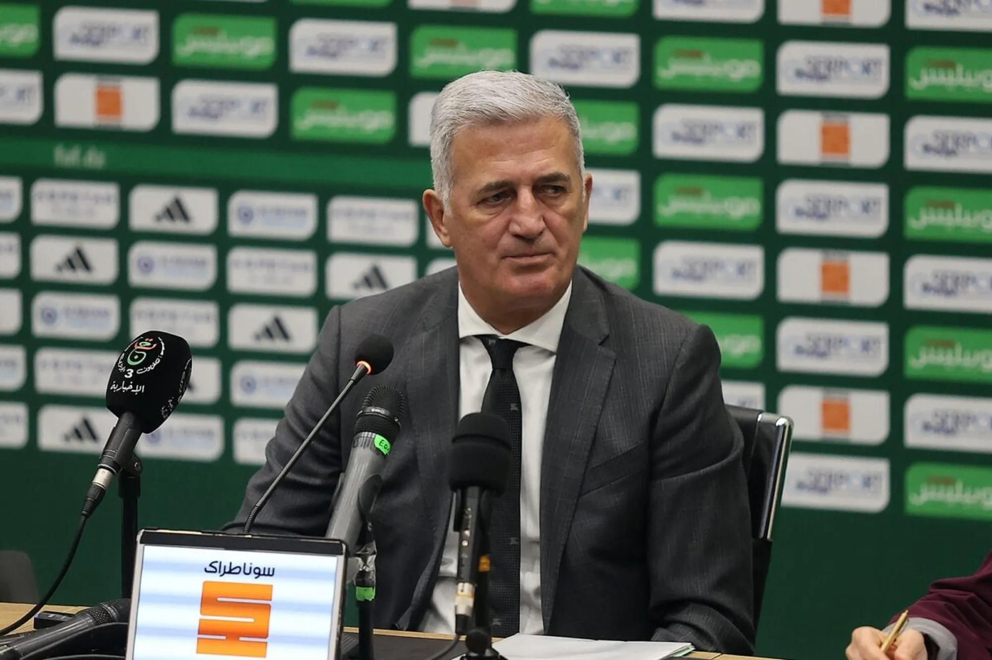 Alg&eacute;rie&nbsp;: une performance qui &ldquo;laisse &agrave; d&eacute;sirer&rdquo;, la confidence de Petkovic &agrave; la FIFA