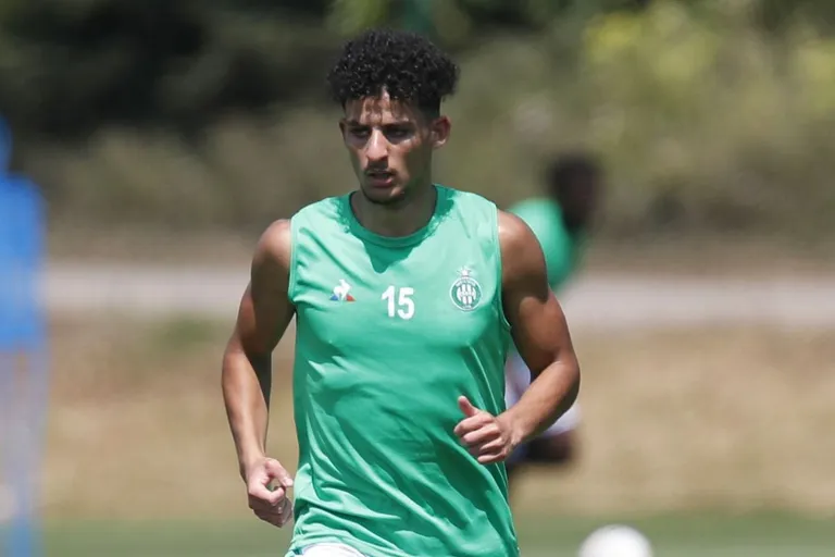 Mercato : l&rsquo;ancien espoir de l&rsquo;ASSE, Bilal Benkhedim, signe en Alg&eacute;rie