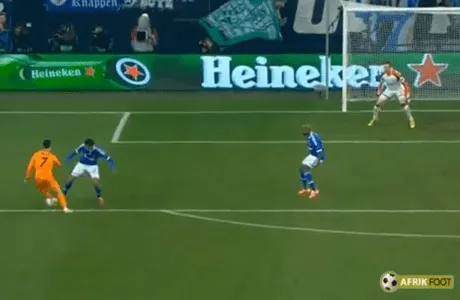 Cristiano Ronaldo humilie Jo&euml;l Matip