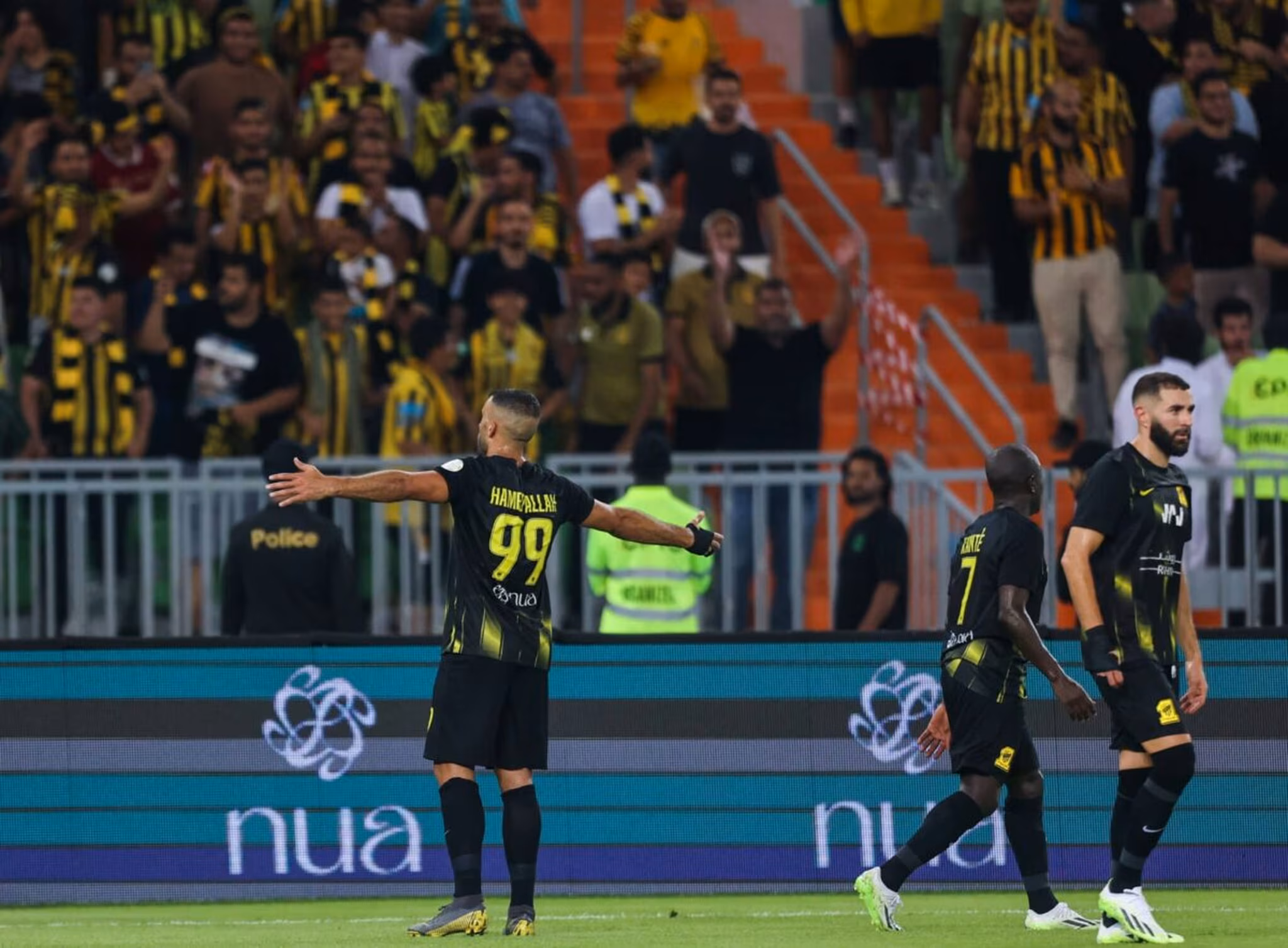 Al-Ittihad : Hamdallah vole la vedette &agrave; Benzema