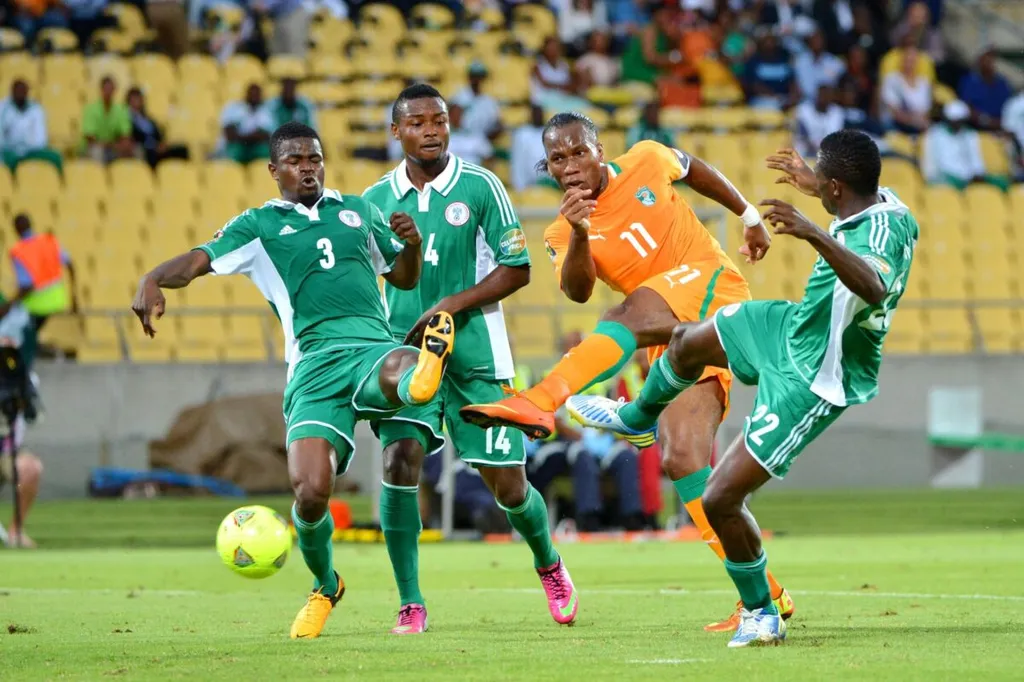 C&ocirc;te d'Ivoire, Nigeria, Elderson Echiejile, Didier DROGBA