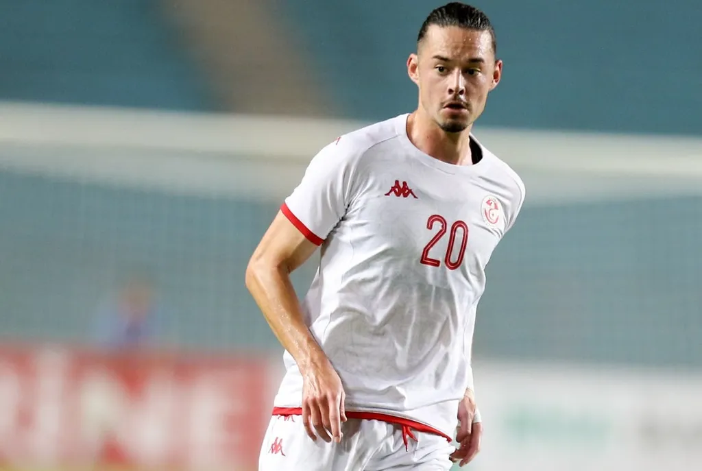 Amor Layouni, Tunisie