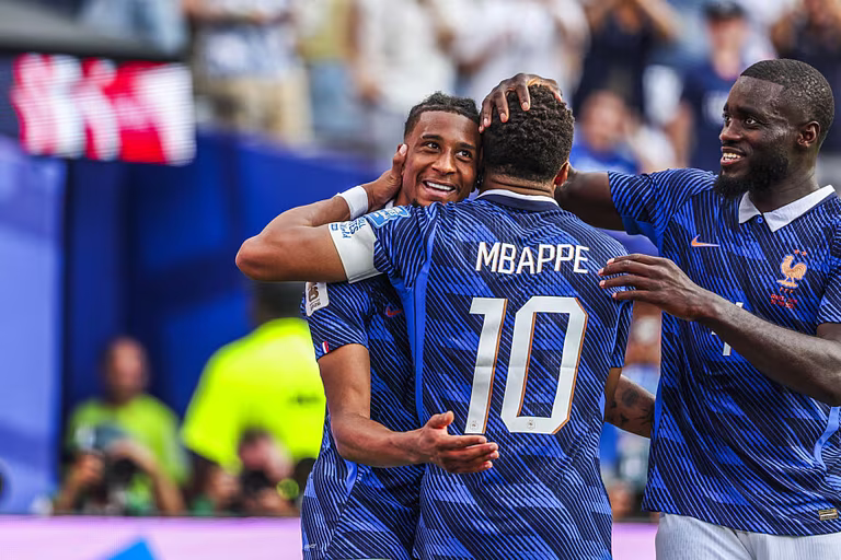 Pronostic Paraguay &ndash; France : Les Bleus sont-ils innarr&ecirc;tables ? (04/07/2026)