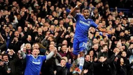 Arsenal humili&eacute; par le Chelsea d&rsquo;Eto&rsquo;o et Salah