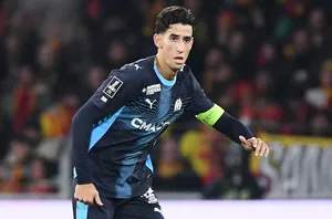 “Je m’en fous”… Déjà capitaine de l’OM, Nayef Aguerd amer après sa première