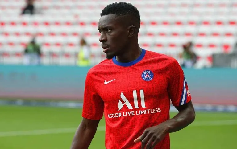 PSG : Gueye mystérieux sur son avenir