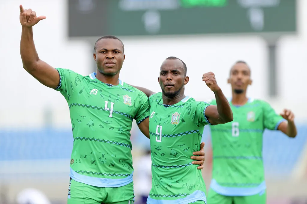 Djibouti, Samuel Akinbinu, Mahad Abdi Abdillahi 