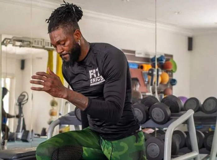 CAF Awards&nbsp;: Adebayor d&eacute;ment pour Man&eacute; et Salah&nbsp;!