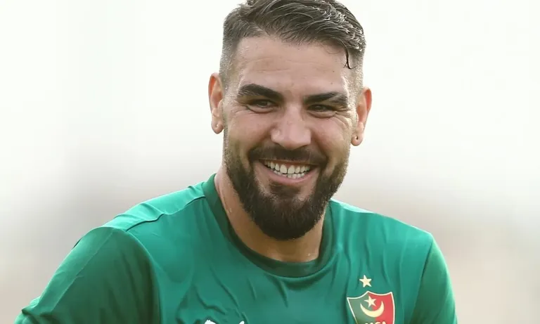 Delort, Slimani, Belaïli… Les stars algériennes à l’assaut de la Ligue des champions CAF