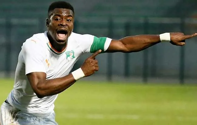 C&ocirc;te d&rsquo;Ivoire : capitaine, Aurier r&eacute;pond &agrave; ses d&eacute;tracteurs