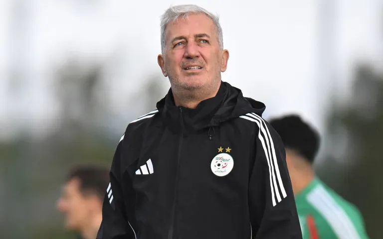 Alg&eacute;rie : &ldquo;je suis s&eacute;lectionnable depuis 2024&rdquo;, l&rsquo;ex-titi du PSG, Adil Aouchiche, envoie un message &agrave; Petkovic