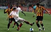 Ligue des Champions: Le Raja et le MCA &agrave; la peine