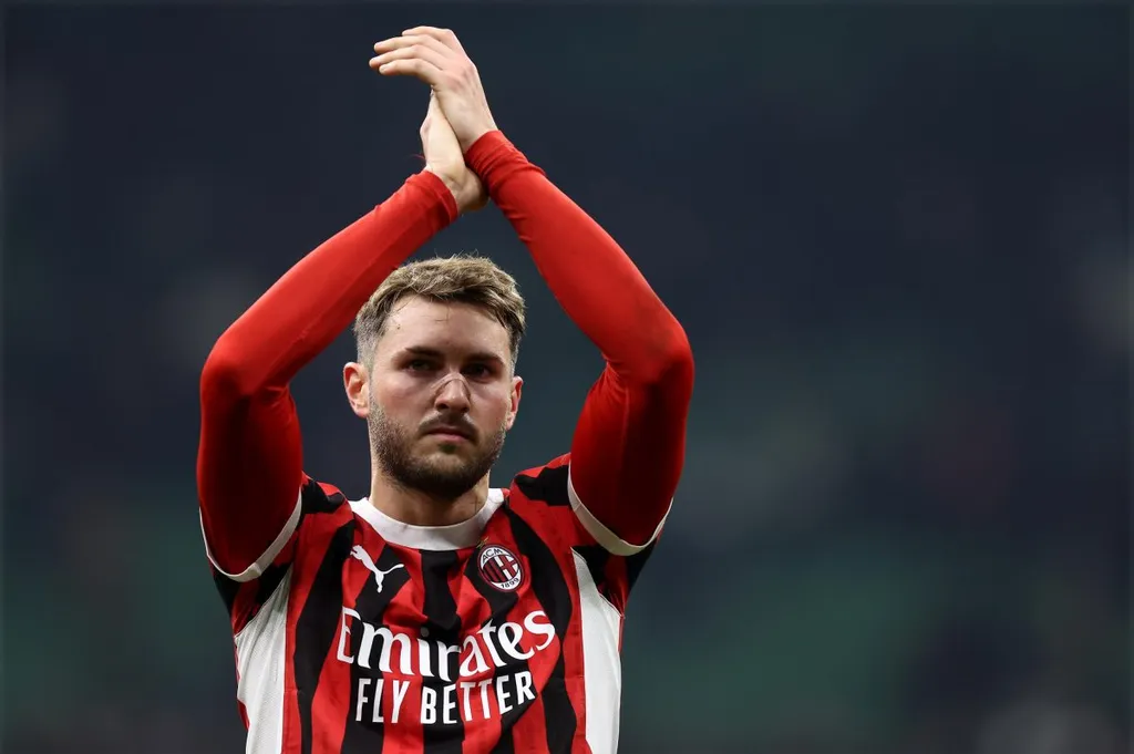 Santiago Gimenez, AC Milan