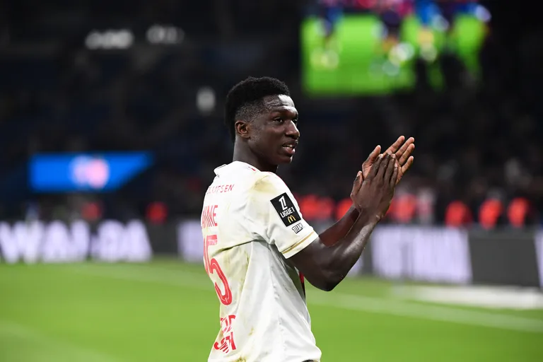 Mercato : Lamine Camara vers un transfert retentissant &agrave; Chelsea ? Monaco r&eacute;pond !
