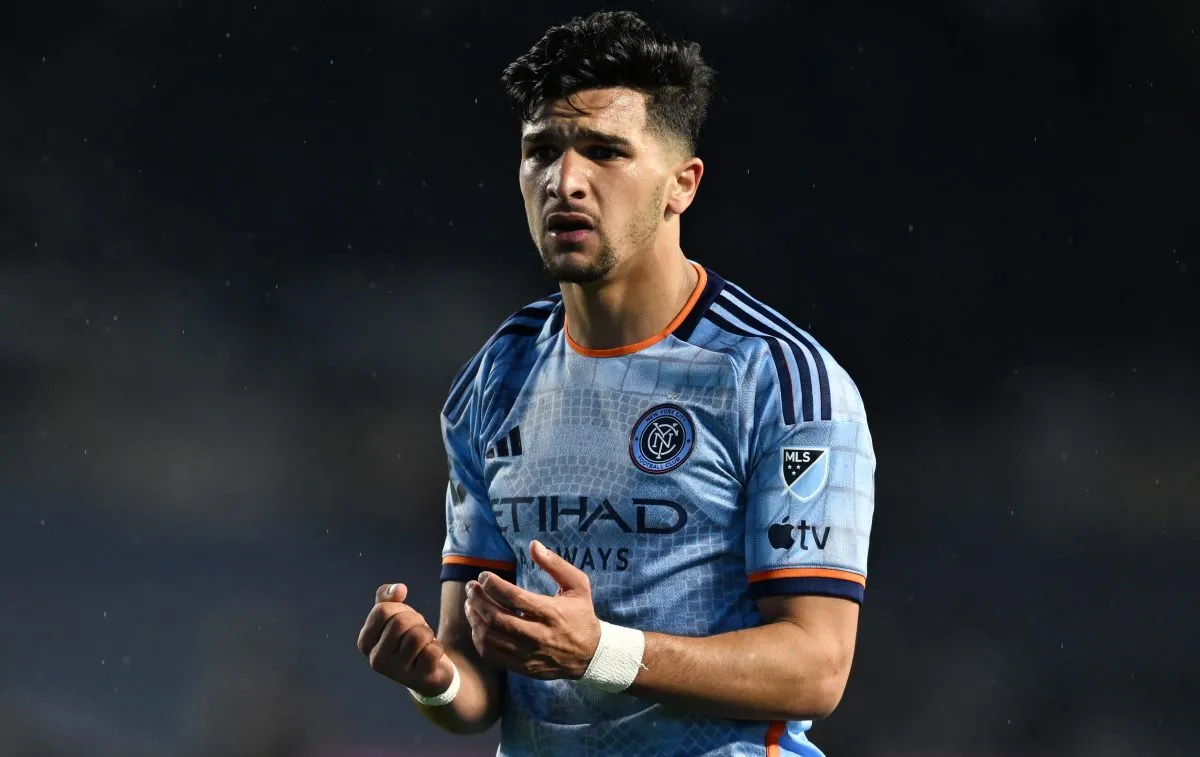 L&rsquo;Alg&eacute;rien Monsef Bakrar priv&eacute; de retour en Europe