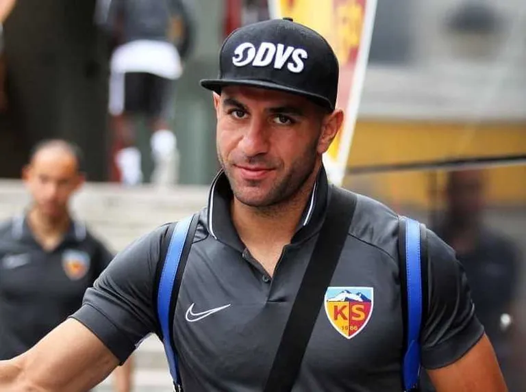 Mercato&nbsp;: Aymen Abdennour quitte le football europ&eacute;en