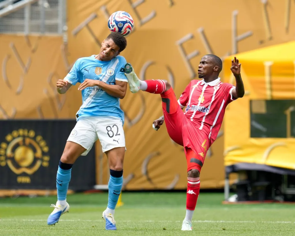Rico Lewis, Thembinkosi Lorch, Wydad Casablanca, Manchester City