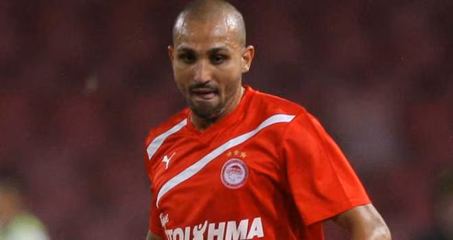 Mercato : Slimani au Sporting, Malaga discute pour Djebbour, Tour&eacute; vers la Turquie ?