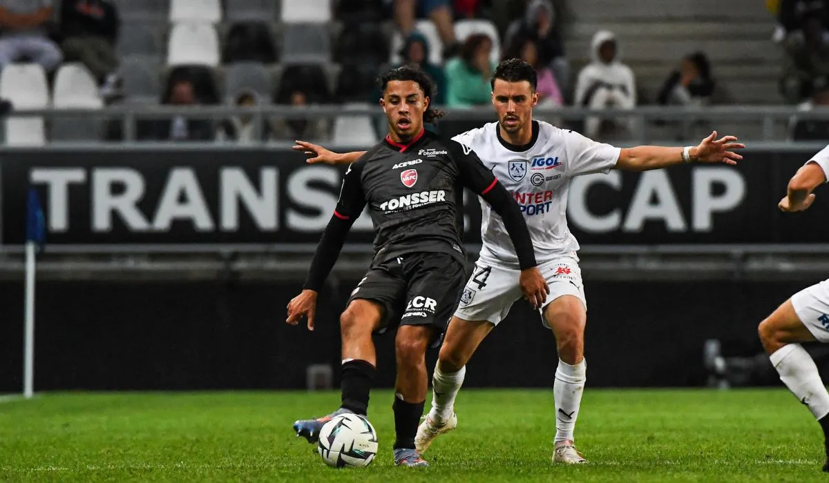 Alg&eacute;rie : un ex-Fennec U20 d&eacute;barque &agrave; Aubagne