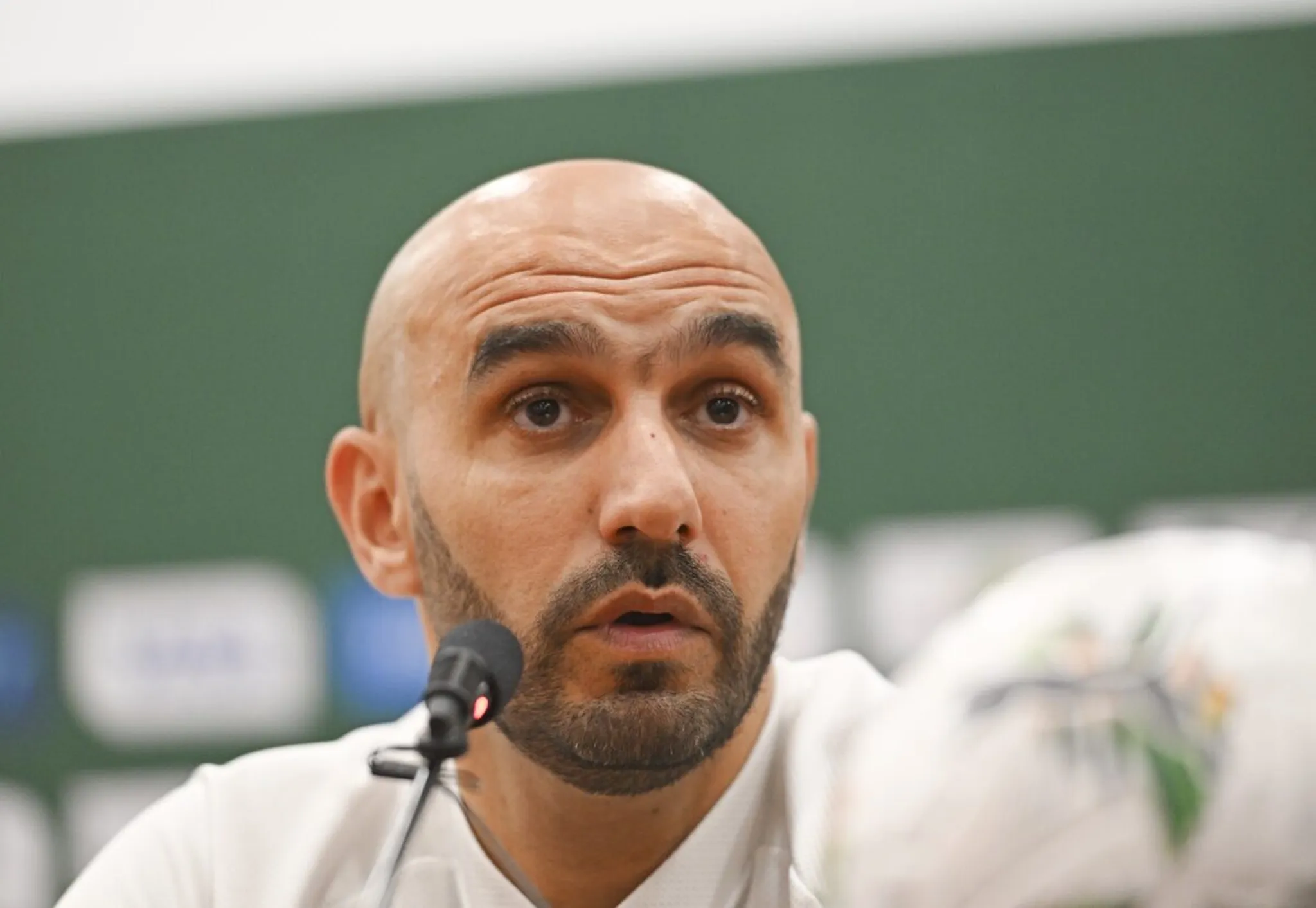 Maroc : la décision de Regragui avec les U20 fait débat