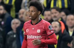 Clinton Njie rejoint un 5e pays (officiel)