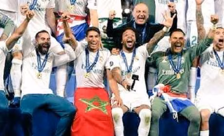 LDC : 6 ans apr&egrave;s Drogba, Hakimi r&eacute;pare l&rsquo;anomalie !