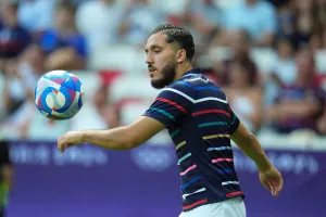 L’Algérie met un coup de pression à Cherki