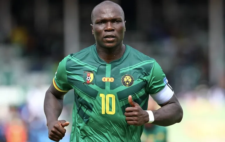 Cameroun : “quand l’un des plus grands hypocrites fait partie des leaders de l’équipe”, Aboubakar visé ?