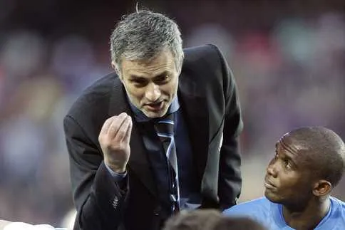 Chelsea : quand Mourinho ironise sur l&rsquo;&acirc;ge d&rsquo;Eto&rsquo;o