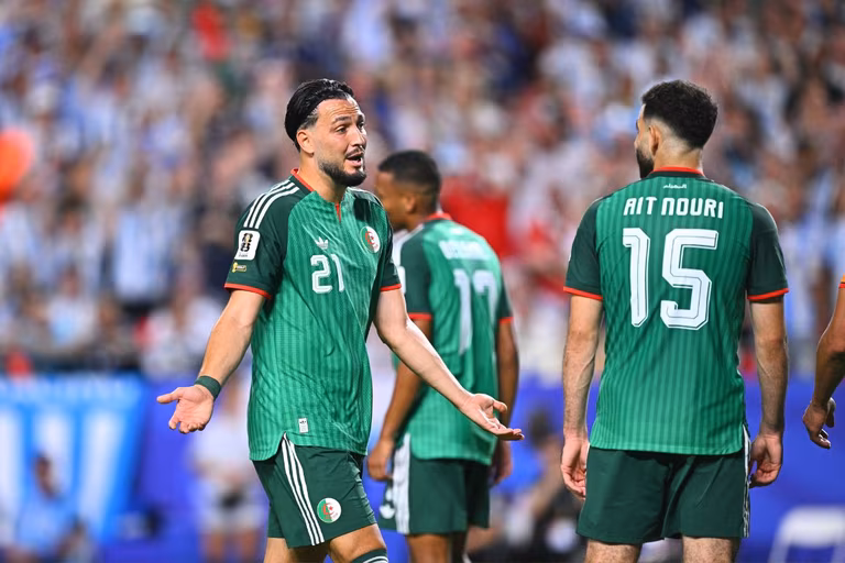 Alg&eacute;rie : apr&egrave;s Mahrez et Mandi, un 3e Fennec se dirige vers la retraite internationale