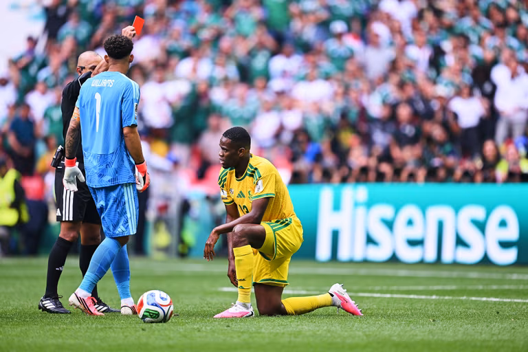 Premier h&eacute;ros malheureux de la Coupe du monde 2026, Yaya Sithole pr&eacute;cipite la chute de l&rsquo;Afrique du Sud au match d&rsquo;ouverture