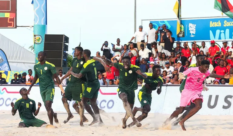 Coupe du monde Beach Soccer : un 2e &eacute;limin&eacute; et un sans-faute&hellip; le bilan de la 3e journ&eacute;e pour l&rsquo;Afrique