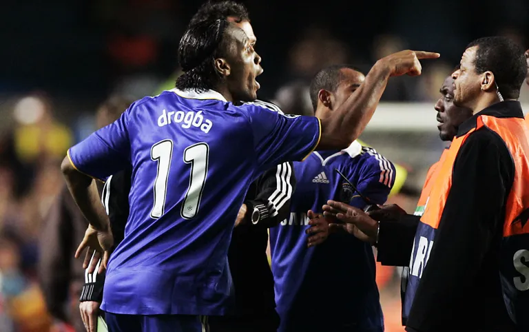 17 ans apr&egrave;s Drogba, un Ivoirien remet le &ldquo;fucking disgrace&rdquo; au go&ucirc;t du jour en Ligue des champions