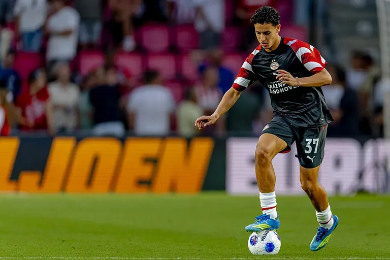 Les Pays-Bas et Xavi poussent, Amir Bouhamdi aurait choisi le Maroc