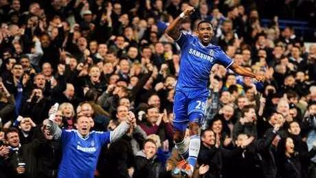 Arsenal humili&eacute; par le Chelsea d&rsquo;Eto&rsquo;o et Salah