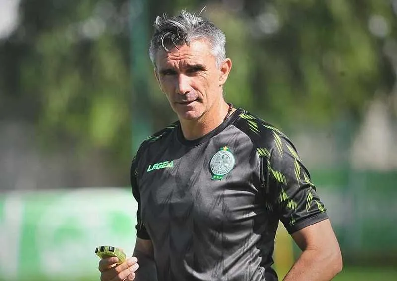 Raja : Carteron d&eacute;nonce l&rsquo;arbitrage, le WAC Casablanca saisit la F&eacute;d&eacute; !