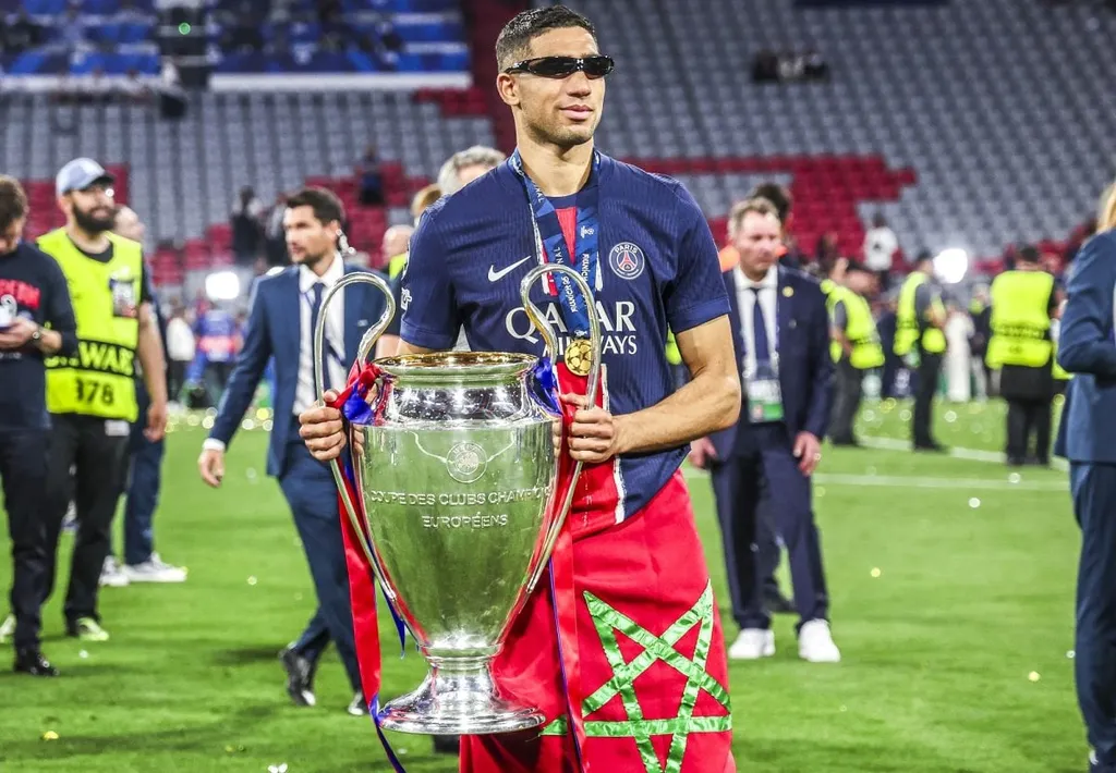 Achraf Hakimi, PSG, drapeau Maroc