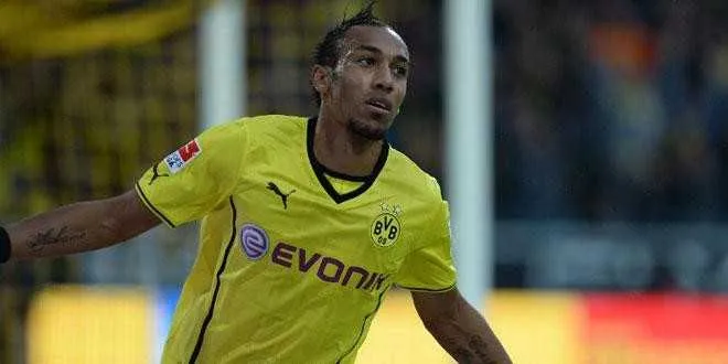 Dortmund : Aubameyang en mode coup franc