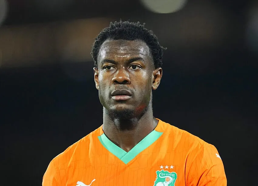 Evan Ndicka , C&ocirc;te d'Ivoire