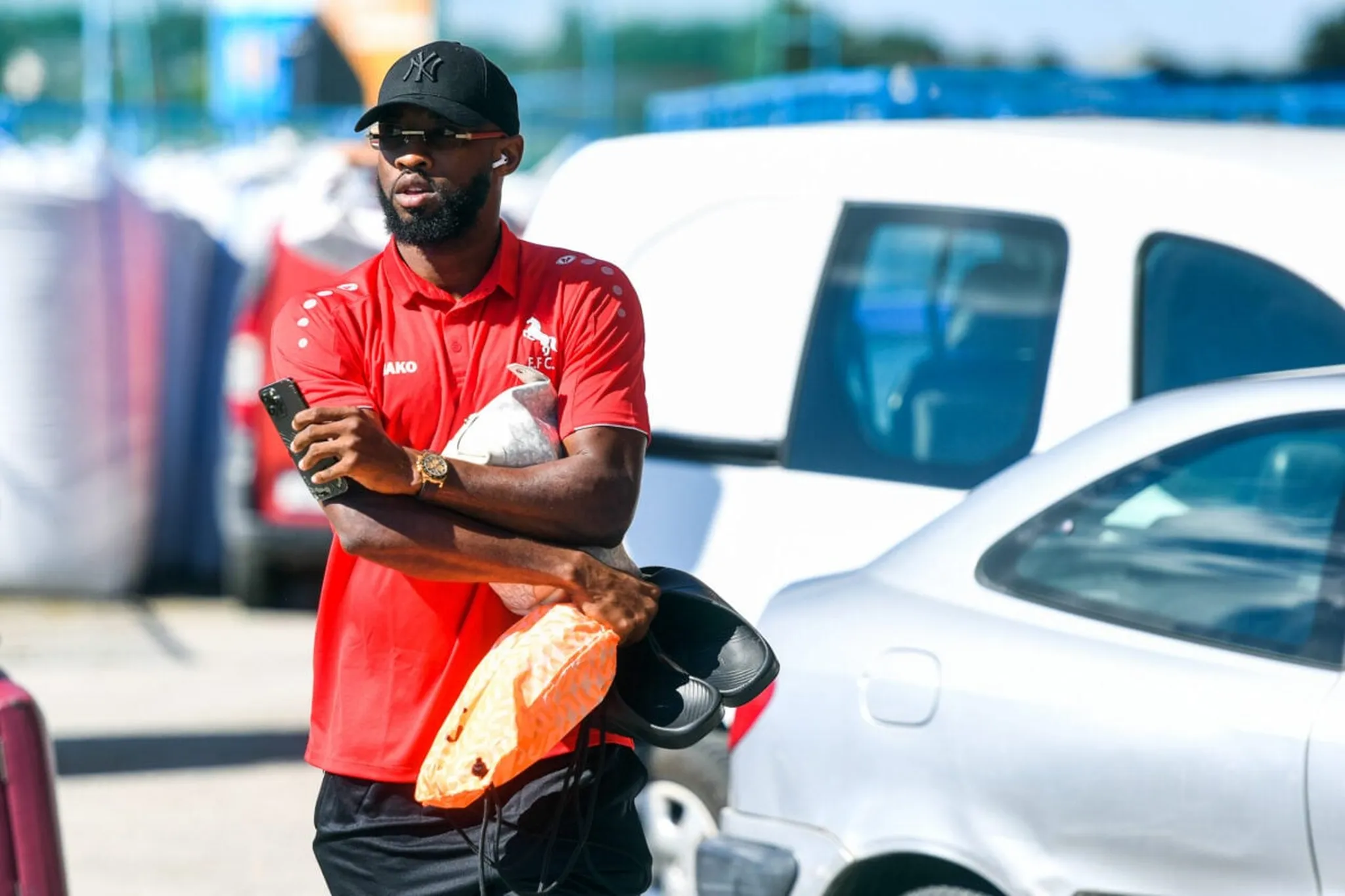 Moussa Demb&eacute;l&eacute; ne pense pas au Mali