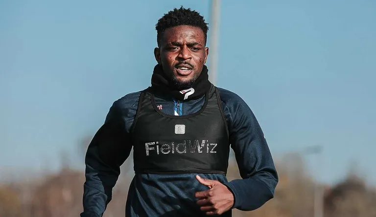 Mercato&nbsp;&ndash; Lens&nbsp;: un Black Star pour remplacer Fofana (officiel)