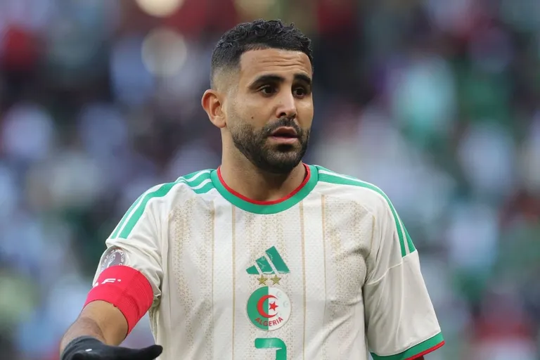 Alg&eacute;rie : &ldquo;la concurrence ne me fait pas peur&rdquo;, Mahrez, Hadj Moussa et Kebbal avertis par un candidat au Mondial 2026