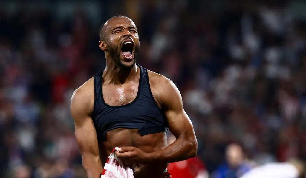 Ayoub El Kaabi c&eacute;l&egrave;bre son but avec l&rsquo;Olympiakos contre la Fiorentina en finale de Ligue Europa Conf&eacute;rence le 29 mai 2024 &copy; Iconsport