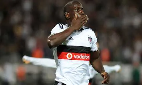 Europa League : Demba Ba encha&icirc;ne, Chikhaoui relance Zurich